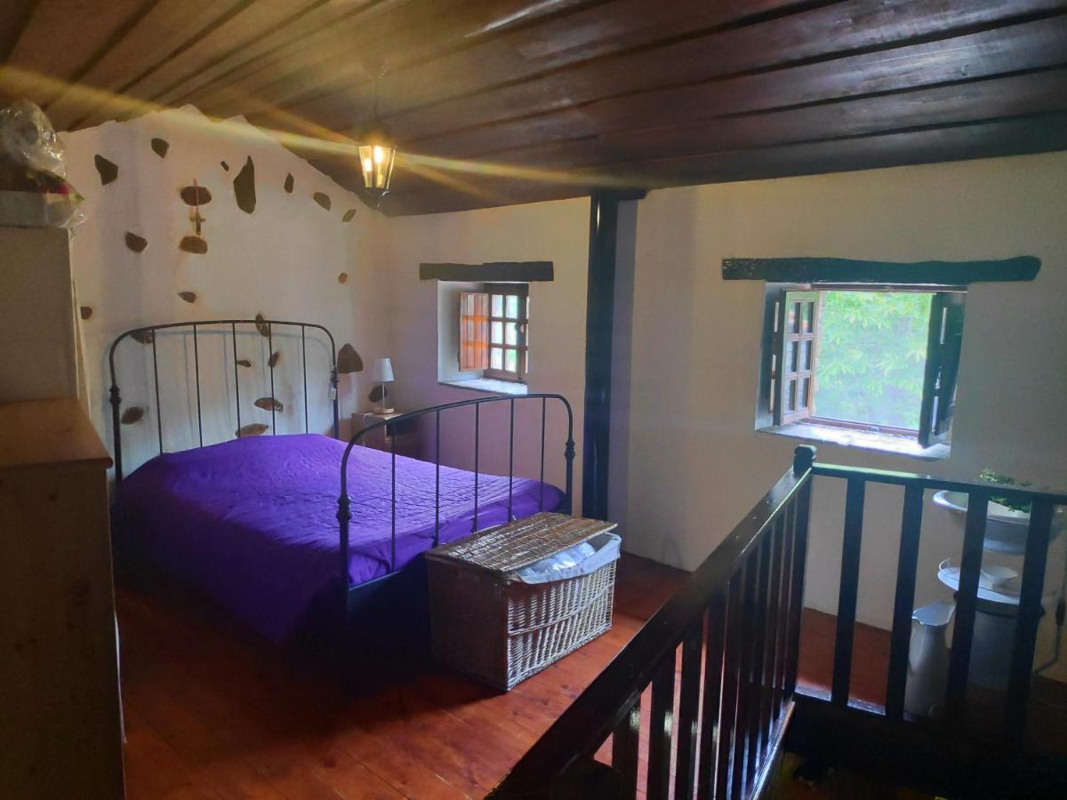 Casa Em Xisto Na Serra Da Lousa, Gondramaz 외부 사진